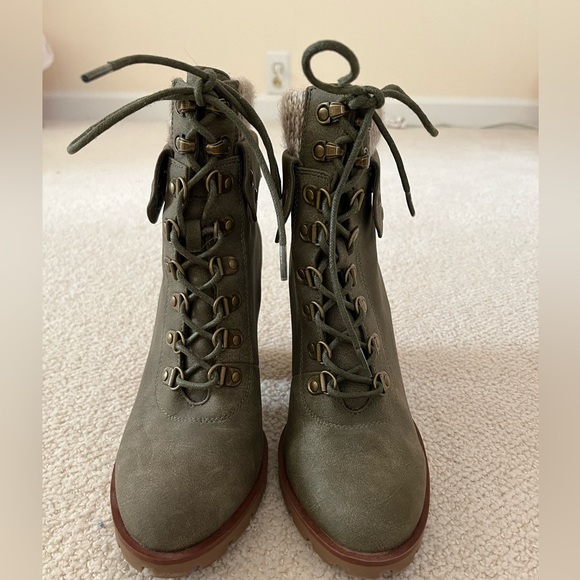 Practically new JustFab boots💚🤎 - Picture 2 of 5